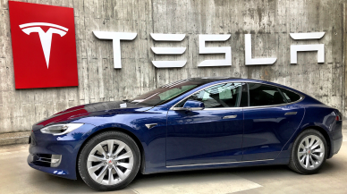 Tesla,  araç satışında rekor kırdı! Tahminlerini %38 aştı...