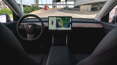 Tesla araçların büyük güvenlik problemi! 120 bin araçta risk teşkil ediyor...